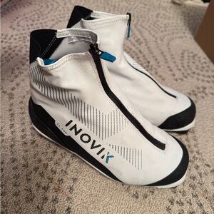 Inovik White and Black Ski Boots